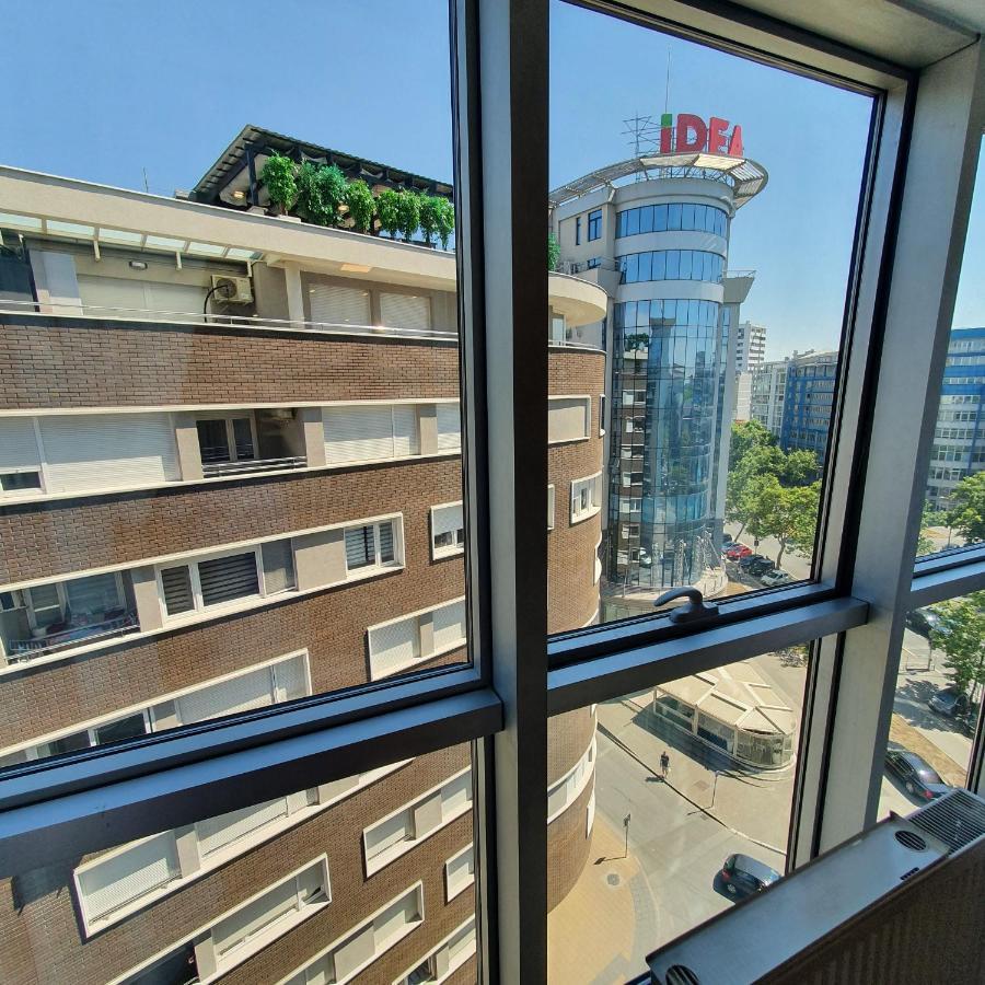Boulevard Studio Apartment โนวีซาด ภายนอก รูปภาพ
